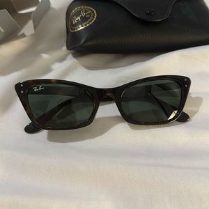 Lady burbank for sale. Worn once!